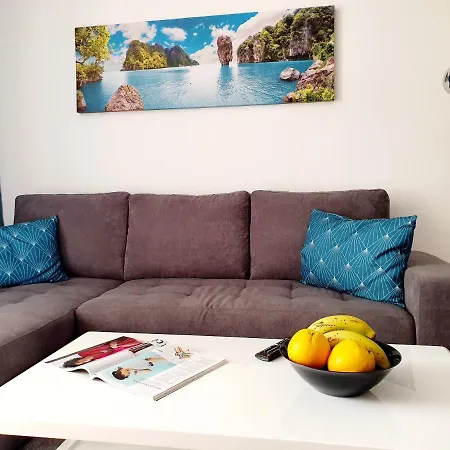 Apartment Cristianos *