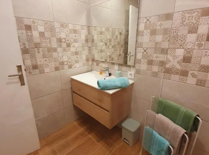 Cristianos Apartmán *